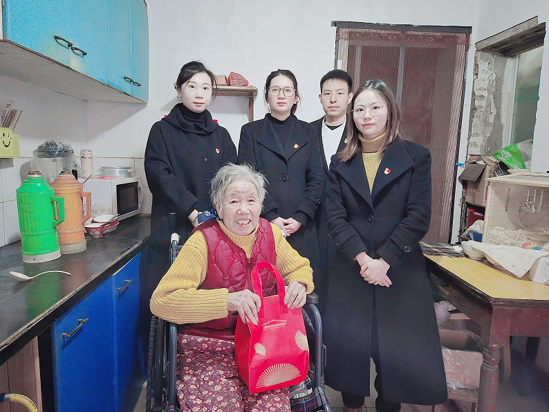 濃情臘八節(jié)，淮揚(yáng)菜博物館暖心送關(guān)懷_看圖王.jpg